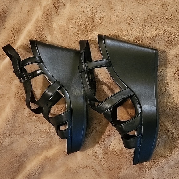 Gianni Bini - Picture 4 of 5